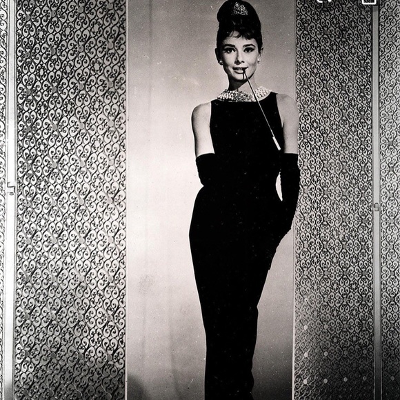 Meet your Posher, Monica - Picture 3 of 3